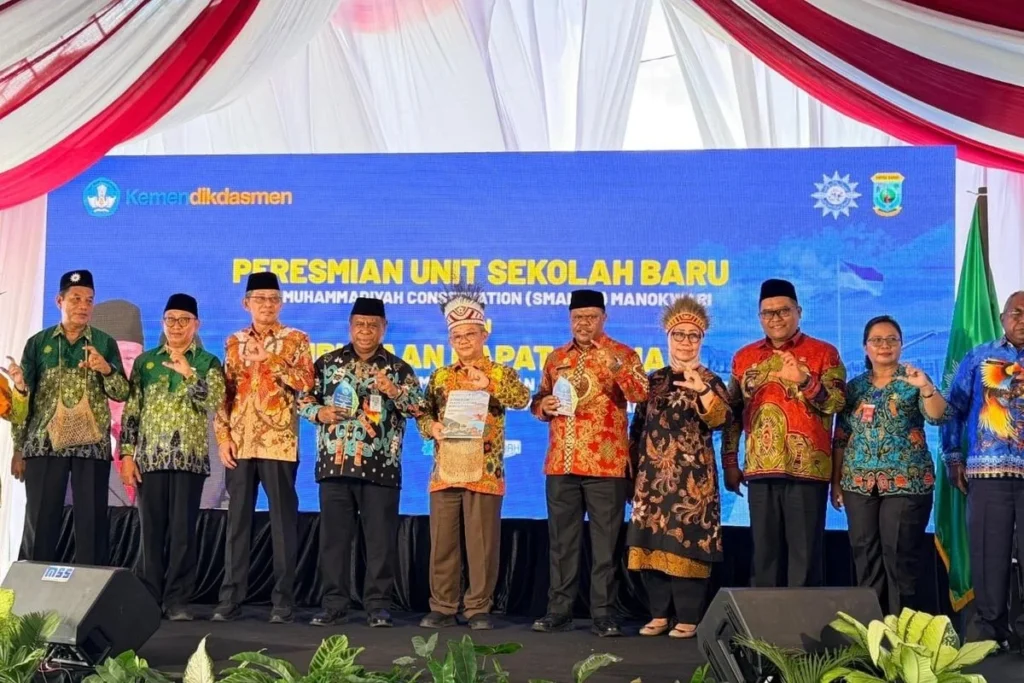 Pionir Pendidikan Lingkungan, SMAMCO Manokwari Diresmikan Abdul Mu’ti